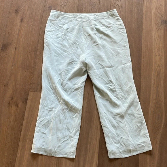 Style & Co. Light Blue Silk Straight Leg Trouser Pants
Women's Size 18 - Picture 6 of 7